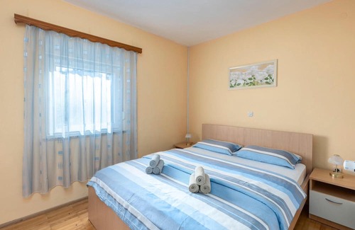 Buzdohanj Casa | Welcome to this bright and family-friendly vacation home in Cavle.