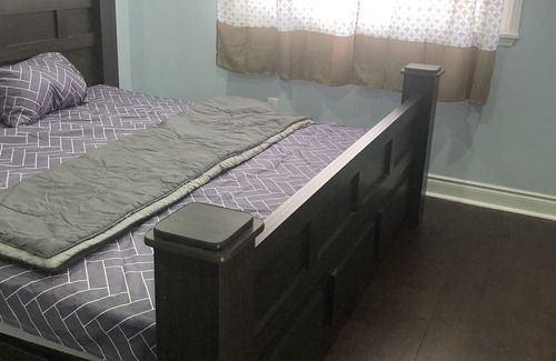Pickering Casa | PRIVATE ROOM ON 2ND FLOOR