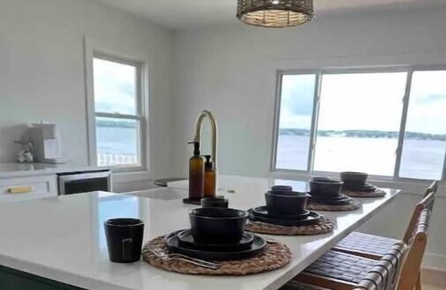 Millersport Cabaña | Buckeye Lake Waterfront Cottage