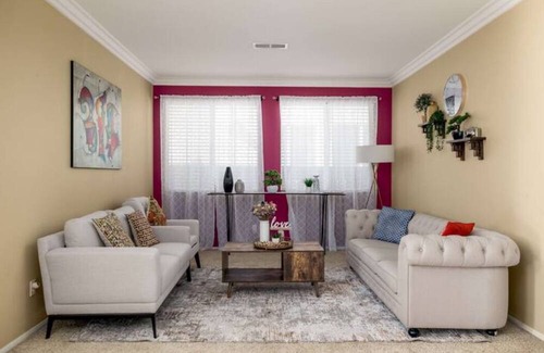 Menifee Casa | Luxury 6-Bedroom Oasis w 3-Car Garage, Spacious Yard close to Everything