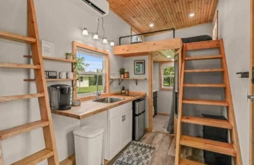 Hunt Club Casa | Tiny House hosted by Joe