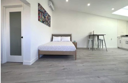 Hollywood Hills Apartamento | Spacious unit in the Heart of Los Angeles