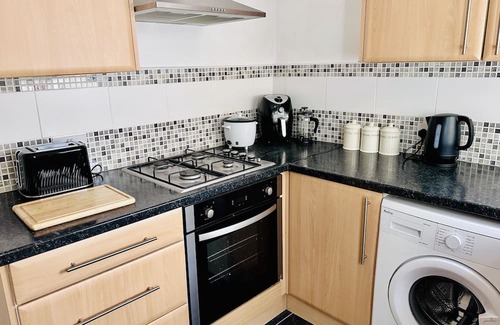 Kirkdale Casa | Stunnigng 2 Bed House Liverpool