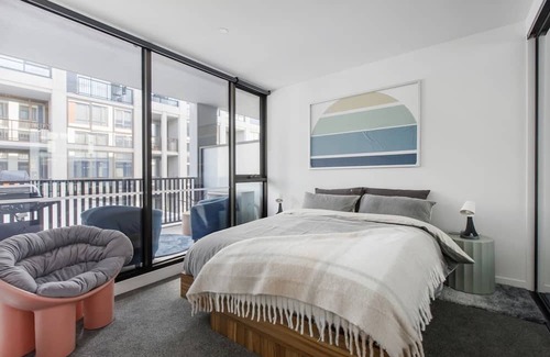 Flemington Apartamento | The Ascot Edgy Urban Flair in Flemington