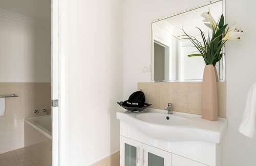 Shellharbour City Centre Apartamento | Mountain Waves - in the heart of shellharbour