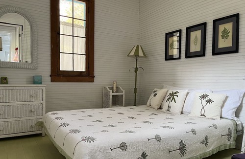 Roaring Brook Cabaña | Cozy cottage in beautiful Harbor Springs