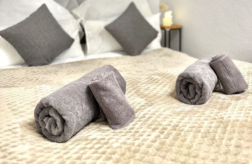 Ricklingen Apartamento | Traumhaftes City Apartment Kinoleinwand Wifi
