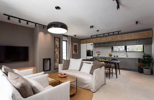 Kadumi Casa | Villa San Vincenti newly built holiday home with pool and wellness not far from the town of Porec an