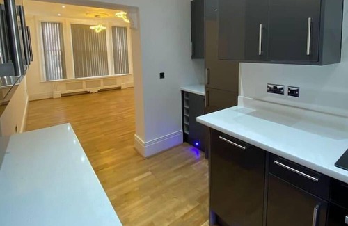Wolverhampton Apartamento | Immaculate 1-Bed Lux Apartment in Wolverhampton
