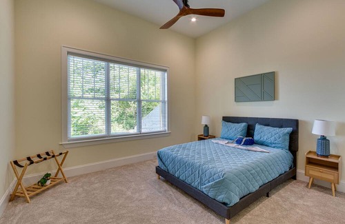 Winchester Casa | Lakefront home, Private Dock, Sleep 18, Hot Tub Cozy Cove just steps to the lake