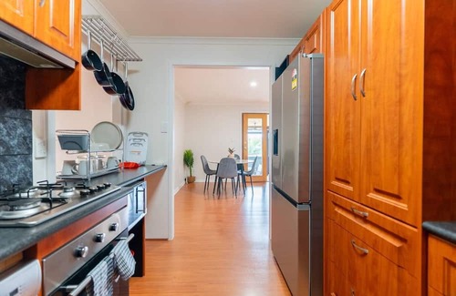 Hallett Cove Casa | Sandison Serenity A Poolside Escape for Families