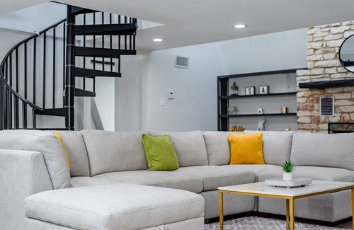 Wetmore Casa | Private Pool with Stunning View and Game Room