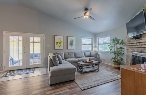 North San Antonio - SAT Casa | Stunning Pool overlooking Golf course with Game room