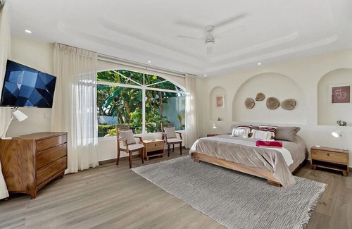 Mokuleia Casa | Kukui Hale - Short Walk to Beach, AC