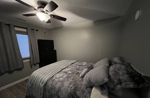 Monroe City Condominio | Luxury condo at Mark Twain Lake