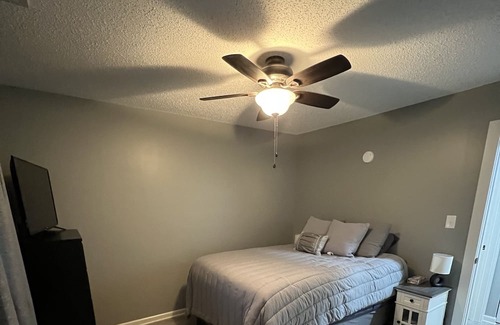 Monroe City Condominio | Luxury condo at Mark Twain Lake