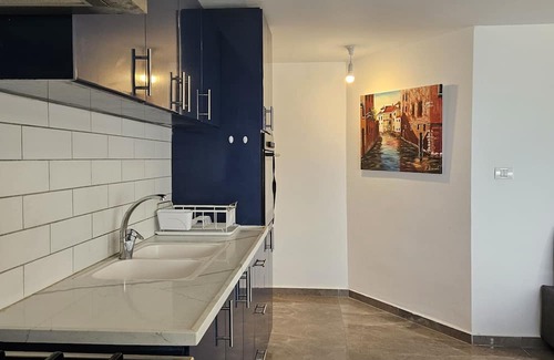 Al-Maghtas Apartamento | Luxury 1 BR Apartment Near the Dead Sea