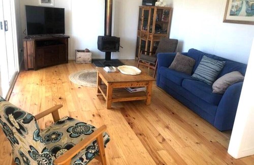 Waterhouse Casa | 'Ted's Shack' - Recently renovated, Long Beach!