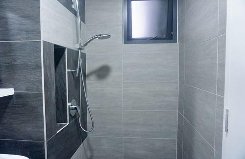 Cheras Apartamento | Boho retreat 1-min walk to MRT Station - Female only