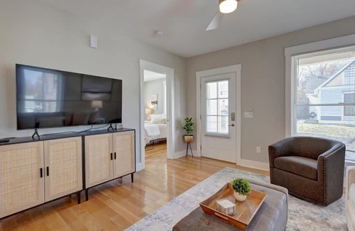 Bloomington Casa | Bloomington Bliss Sum