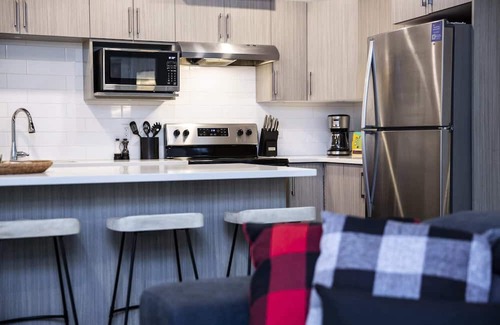 Revelstoke Apartamento | Absolutely Revy - Ground Level Condo in Revelstoke