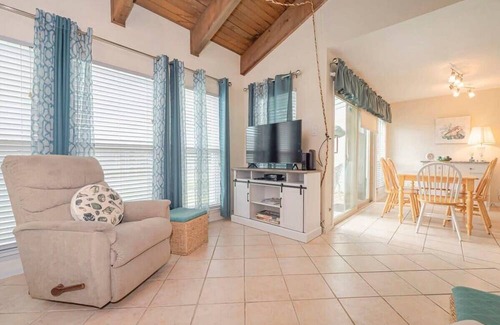 Sailhouse Condominio | Bayfront Shores Summa