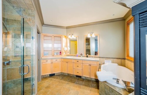 Okanagan-Similkameen Casa | *Spacious 6 Bedroom House in Penticton