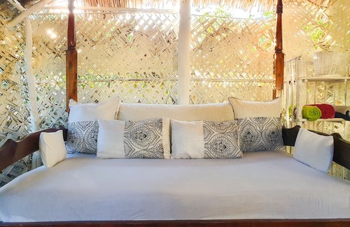 Ukunda Casa | Fully furnished 2 bedroom that is 3 minutes walk to the beach
