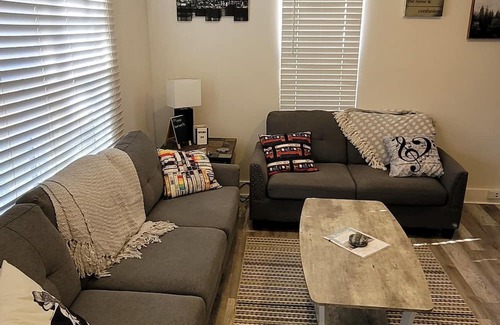 Wichita Casa | Wayward Inn