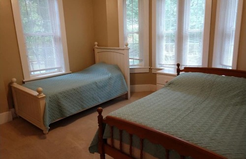 Atchison Casa | 4 BR/2.5 Bath, just three blocks from the beautiful Benedictine College Campus