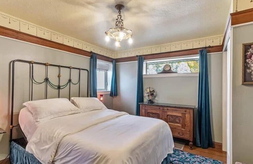 Liberty Wells Casa | Aviary, Park and PickleBall Close By