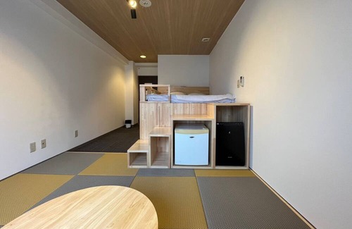 Yuzawa-machi Casa | JapaneseWestern room for 3 people Semidouble bed adjacent hot spring facility / Minamiuonuma Niigata