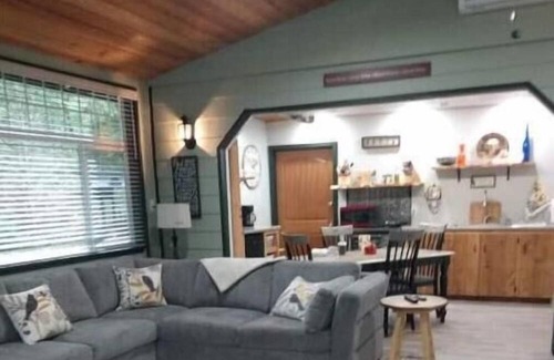Lewis County Apartamento | 4 Black Birds