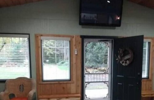 Lewis County Apartamento | 4 Black Birds