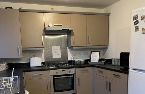 Seisdon Casa | Maidstone-3 bed warm and cosy home