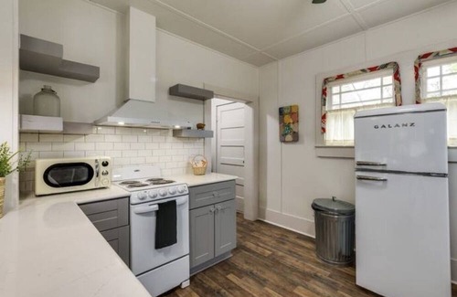 Pottsboro Casa | Cozy Comfort: Your Adorable Home Away from Home
