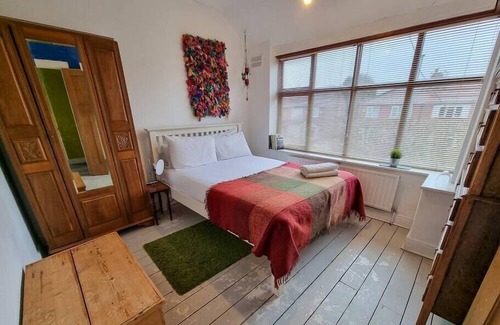 Chorlton-cum-Hardy Casa | Free Parking: Chorlton Home