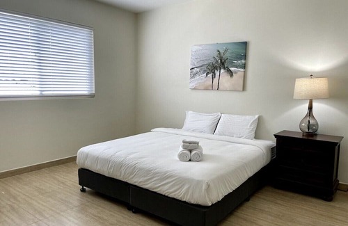 Tumon Apartamento | Luxury 3BD/2BA Condo - Unit 203 Tumon Isa