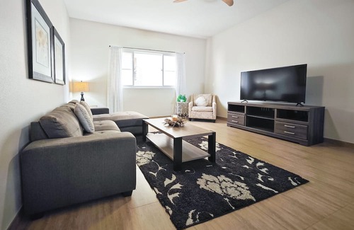 Tumon Apartamento | Luxury 2BD/2.5BA Condo - Unit 207 Tumon Isa