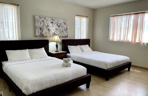 Tumon Apartamento | Luxury 2BD/2.5BA Condo - Unit 207 Tumon Isa