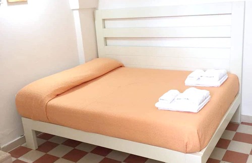Laureto Apartamento | Homerez - Apartement 9 km away from the beach for 4 ppl. with shared pool