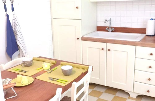 Laureto Apartamento | Homerez - Apartement 9 km away from the beach for 4 ppl. with shared pool