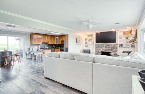 Blacksburg Casa | Less than 2miles from VT, Sleeps 16. Amazing Views!