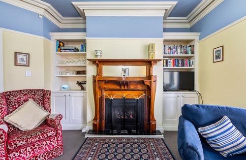 Katoomba Cama Y Desayuno | 800metres to the beautiful village of Leura, close to all the major attractions