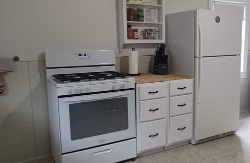 Laurelton Casa | White house walking distance to Penn's Creek and Bald Eagle State Forest.