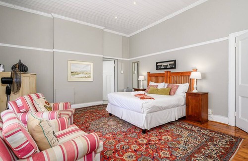 Port Elizabeth Central Casa | Kardinal Guesthouse