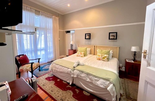 Port Elizabeth Central Casa | Kardinal Guesthouse
