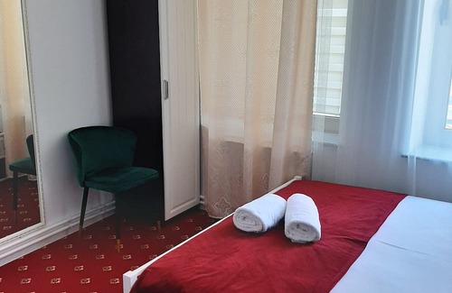 Erebuni Cama Y Desayuno | Hotel erebuni plaza
