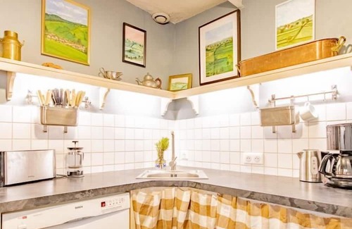 Saint-Julien-de-Civry Casa | Vrbo Property