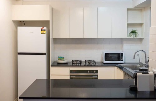 Maroubra Apartamento | Tranquil Maroubra Abode - Parking included